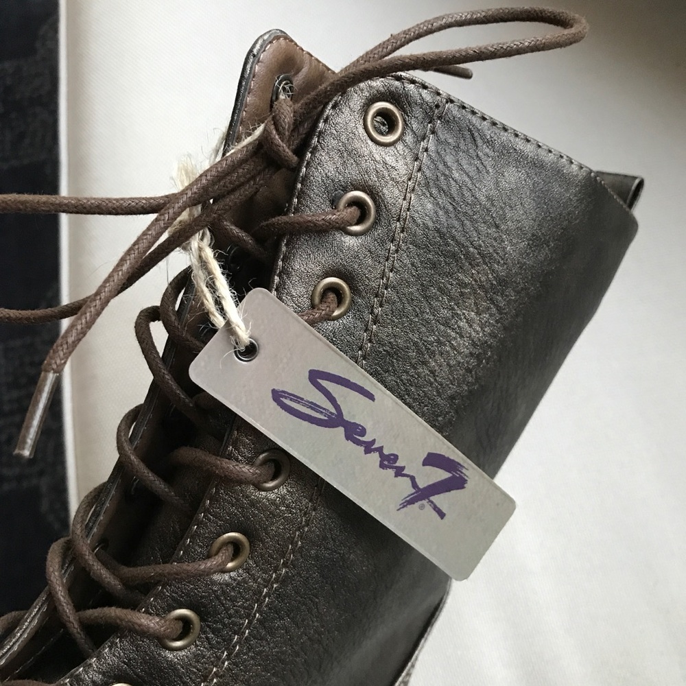 💋SEVEN 7 FOOTWEAR Mr. Zipper Bronze Gold Boots! - Picture 2 of 8